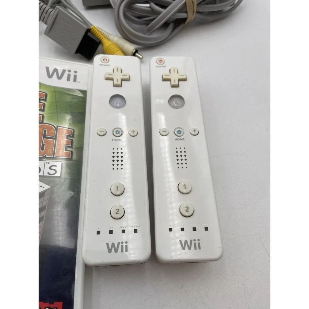 Nintendo Wii Bundle RVL001 Cube -Power Supply- Sensor- Nunchucks+4 Games TESTED